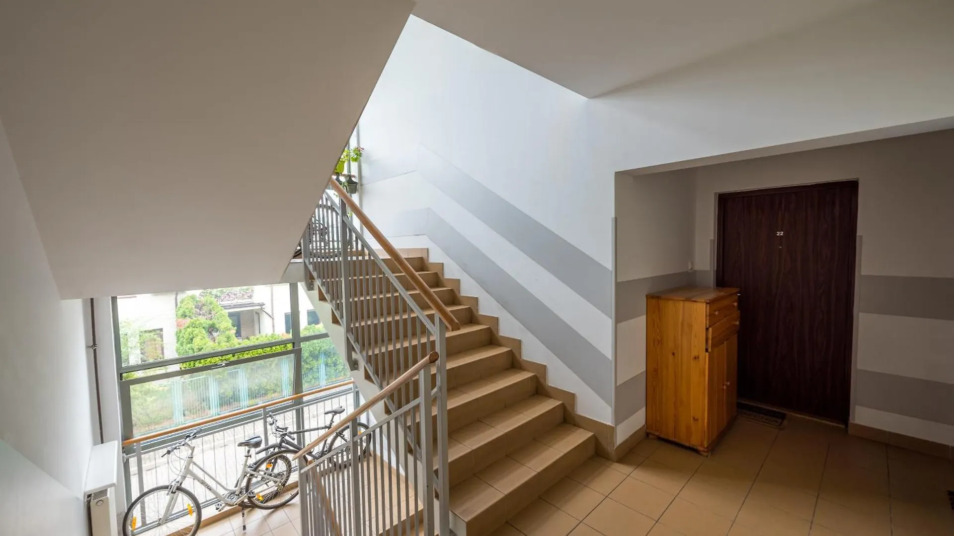 Metro Ksiecia Janusza Cosy Apartment Warsaw Poland