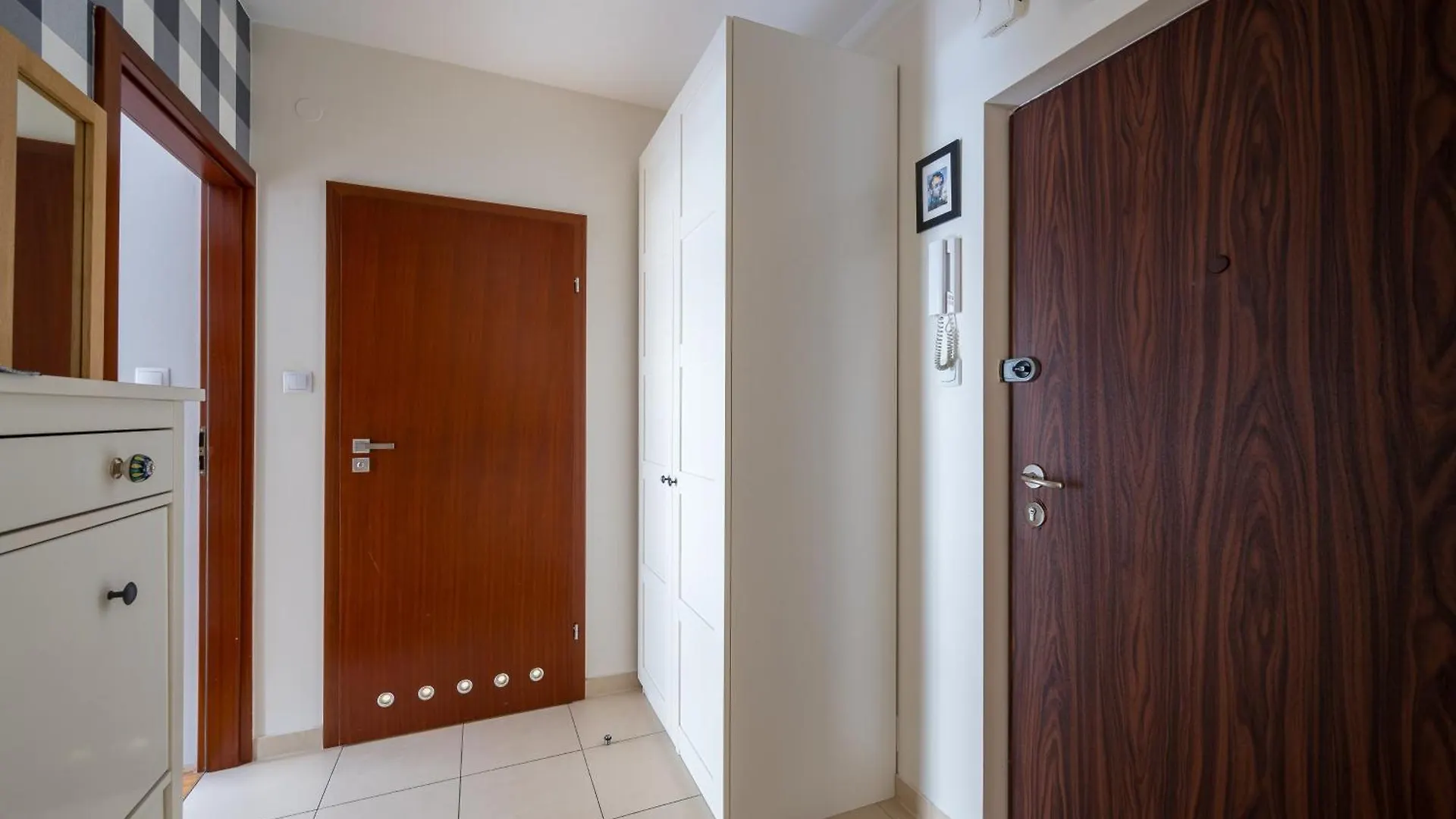Metro Ksiecia Janusza Cosy Apartment Warsaw